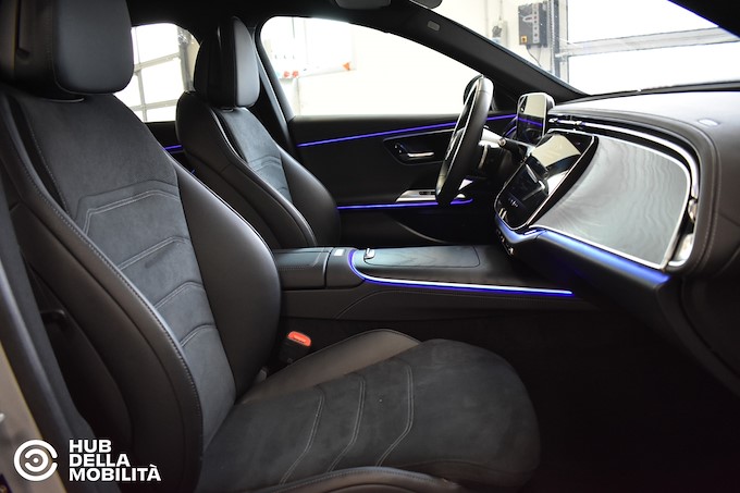 MERCEDES-BENZ E 220 d Mild hybrid S.W. AMG Line Advanced